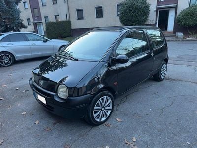 Schwarz Gebraucht 2000 Renault Twingo Kleinwagen | 1.050 € (Fairer Preis)