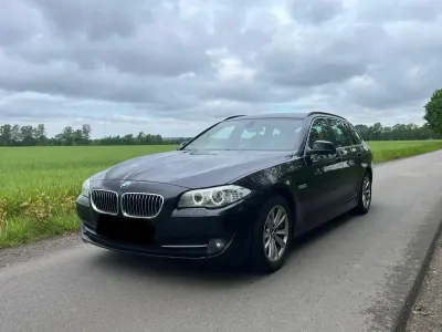 Gebraucht BMW 520 184 PS (135 kW) 2011 Schwarz Kombi
