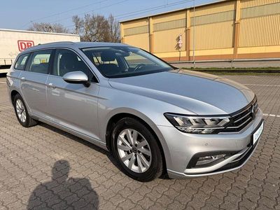 Gebraucht VW Passat Business 150 PS (110 kW) 2020 Silber Kombi