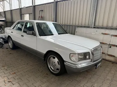Gebraucht Mercedes S260 SE 1987 Weiß Limousine