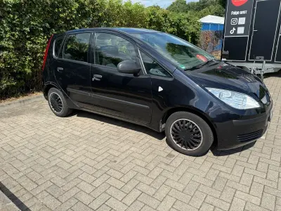 Gebraucht Mitsubishi Colt 75 PS (55 kW) 2008 Schwarz Limousine