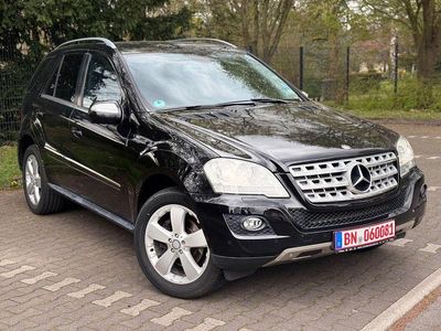 Gebraucht Mercedes ML350 224 PS (164 kW) 2009 Schwarz SUV