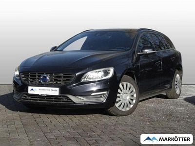 Usata Volvo V60 Business Edition 150 CV (110 kW) 2016 Blu Station wagon
