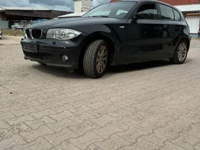 Gebraucht BMW 116 116 PS (85 kW) 2006 Schwarz Kleinwagen