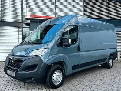 Second-hand Opel Movano Edition 140 CP (102 kW) 2024 Gri Van