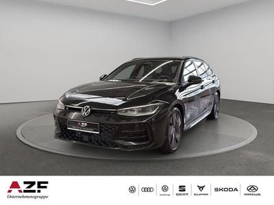 Neu VW Passat R-line 193 PS (141 kW) 2025 Grau Kombi