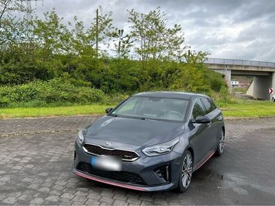 Kia ProCeed GT