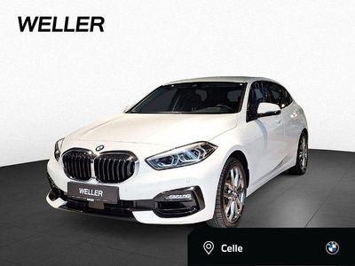 Weiß Gebraucht 2024 BMW 120 Sport Line Kleinwagen | 25.450 € (Superpreis)