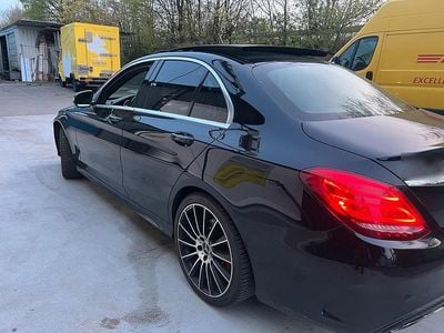 Gebraucht Mercedes C300 AMG line 245 PS (180 kW) 2015 Schwarz Limousine
