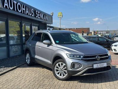 Second-hand VW T-Roc Style 150 CP (110 kW) 2024 Argintiu SUV