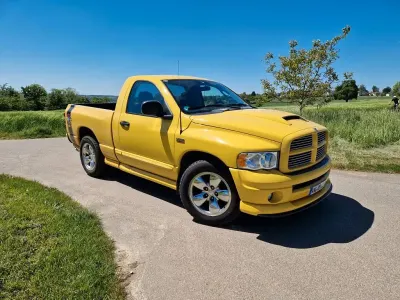 Usata Dodge Ram 358 CV (263 kW) 2005 Giallo Pick-up
