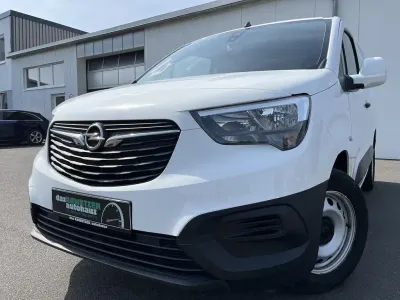 Gebraucht Opel Combo Edition 102 PS (75 kW) 2020 Jade weiss Van / Kleinbus
