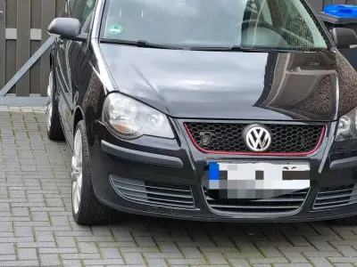 Gebraucht VW Polo Comfortline 64 PS (47 kW) 2005 Schwarz Kleinwagen