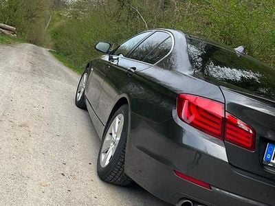 Gebraucht BMW 523 204 PS (150 kW) 2011 Grau Limousine