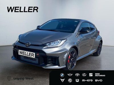 Usata Toyota Yaris 280 CV (205 kW) 2024 Argento Utilitaria