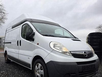 Gebraucht Opel Vivaro 114 PS (83 kW) 2012 Weiß Van / Kleinbus