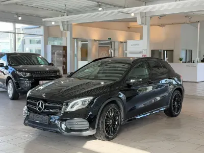 Gebraucht Mercedes GLA250 AMG line 211 PS (155 kW) 2019 Schwarz SUV