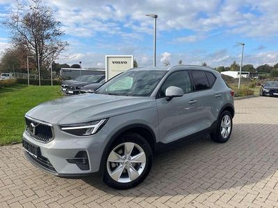 Gebraucht Volvo XC40 Core 197 PS (144 kW) 2024 Vapour grey SUV