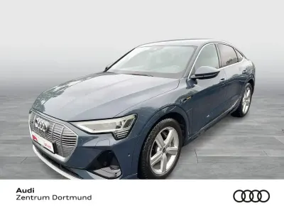 Używany Audi e-tron Sportback S-Line 300 kW (408 KM) 2022 Niebieski SUV