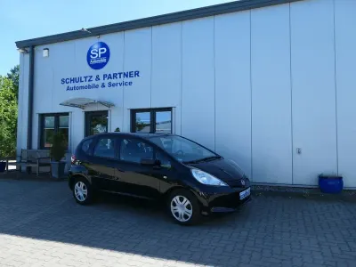 Gebraucht Honda Jazz 90 PS (66 kW) 2012 Schwarz Kleinwagen