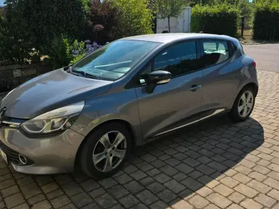 Gebraucht Renault Clio IV 90 PS (66 kW) 2013 Grau Kleinwagen