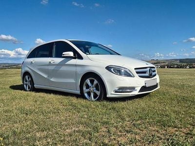 Mercedes B200