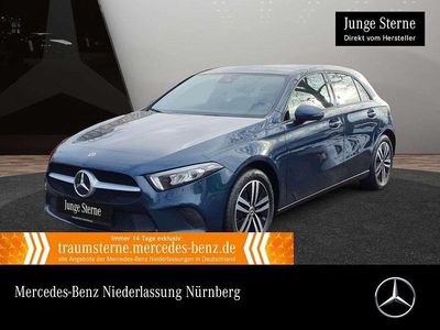 Gebraucht Mercedes A250 160 PS (117 kW) 2021 Blau Limousine