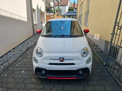 Gebraucht Abarth 595 Turismo 165 PS (121 kW) 2017 Weiß Kleinwagen