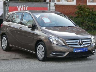 Używany Mercedes B200 136 KM (100 kW) 2015 Brązowy Minivan