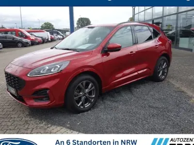 Gebraucht Ford Kuga ST-Line X 150 PS (110 kW) 2023 Rot SUV