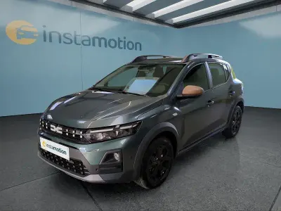 Neu Dacia Sandero Stepway 110 PS (80 kW) 2026 Grün Kleinwagen