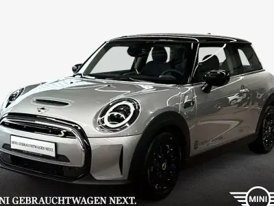 Usata Mini Cooper SE Classic 135 kW (184 CV) 2025 Argento Utilitaria