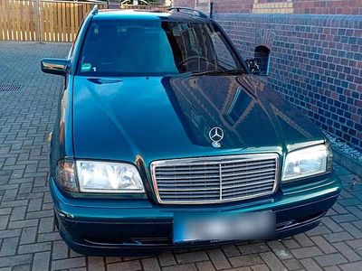 Mercedes C180