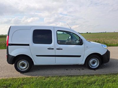 Weiß Gebraucht 2020 Renault Kangoo | 8.700 € (Guter Preis)