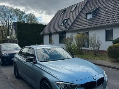 Second-hand BMW 335 Sport Line 306 CP (225 kW) 2012 Andere farben Berlinǎ