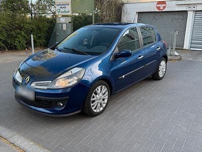 Second-hand Renault Clio II 90 CP (66 kW) 2009 Albastru Hatchback