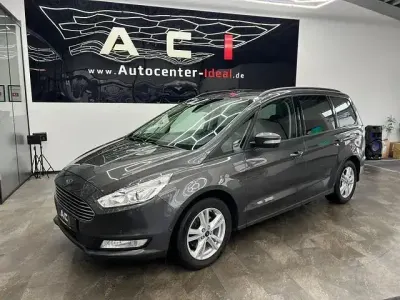 Gebraucht Ford Galaxy 160 PS (117 kW) 2018 Magneticgrau (metallic) Van / Kleinbus
