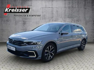 Gebraucht VW Passat GTE 218 PS (160 kW) 2022 Grau Kombi