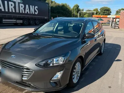 Gebraucht Ford Focus 120 PS (88 kW) 2020 Grau Kombi