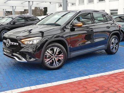 Gebraucht Mercedes GLA180 Progressive 136 PS (100 kW) 2024 Metalliclack kosmosschwarz SUV
