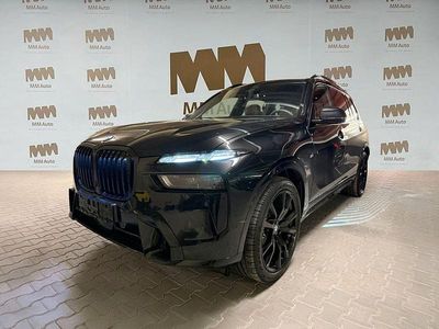 Neu BMW X7 M Sport 352 PS (258 kW) 2026 Schwarz SUV