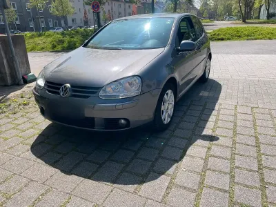 Gebraucht VW Golf V 102 PS (75 kW) 2007 Grau Limousine