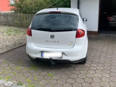 Gebraucht Seat Altea Ecomotive 105 PS (77 kW) 2014 Weiß Van / Kleinbus