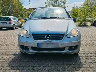 Gebraucht Mercedes A150 95 PS (69 kW) 2005 Silber Kleinwagen