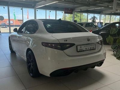 Neu Alfa Romeo Giulia 209 PS (153 kW) 2025 Weiß Limousine