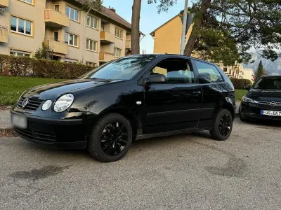Second-hand VW Polo Basis 64 CP (47 kW) 2003 Negru Berlinǎ
