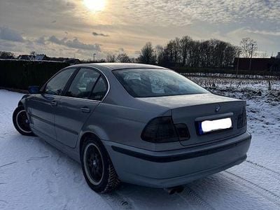 Gebraucht BMW 320 Lifestyle 170 PS (125 kW) 2004 Grau Limousine