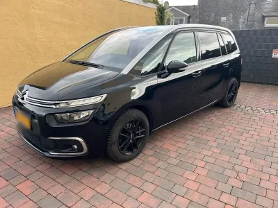 Gebraucht Citroën Spacetourer 163 PS (119 kW) 2021 Schwarz Van / Kleinbus