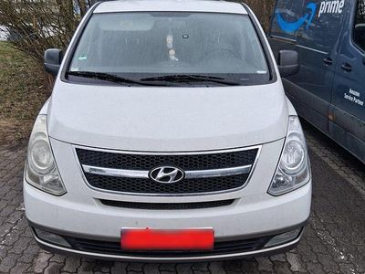Gebraucht Hyundai H-1 136 PS (100 kW) 2011 Weiß Van / Kleinbus