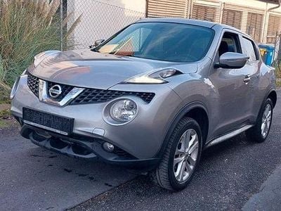 Silber Gebraucht 2015 Nissan Juke Acenta SUV | 6.699 € (Fairer Preis)